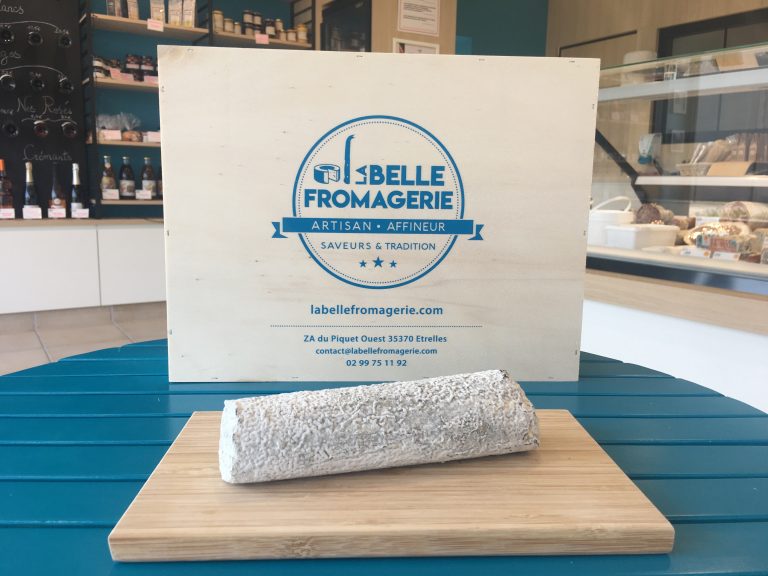 3) Fromage Chevre 14 Sainte Maure