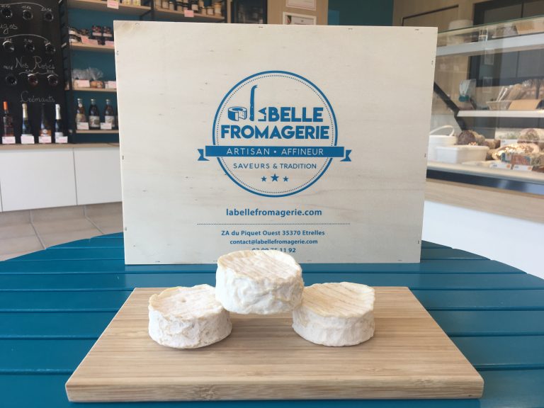 3) Fromage Chevre 9 Pelardon
