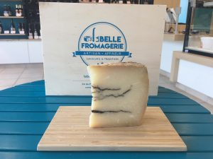 4) Fromage Brebis 10 Percorino Truffe